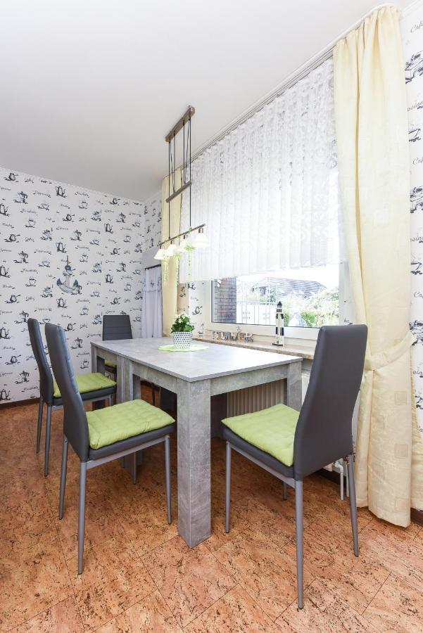 Haus Sonne & Meer Esens Esterno foto